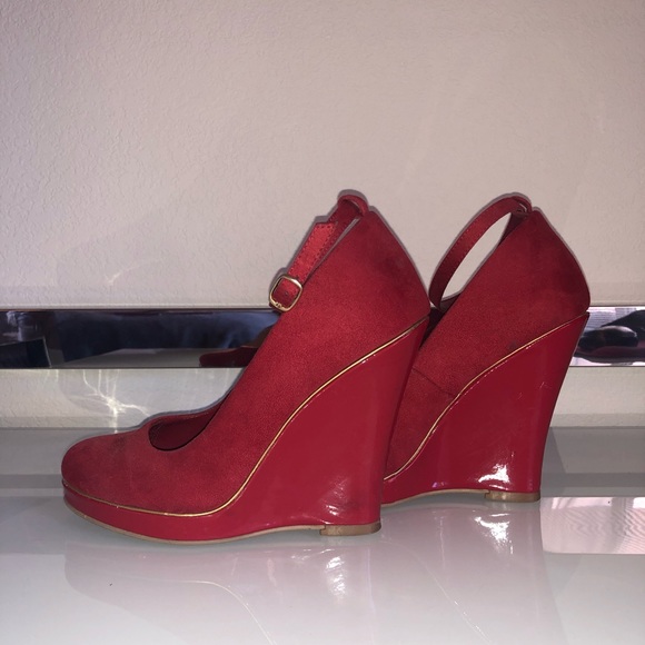 Call It Spring Wedge Heels - Picture 5 of 7